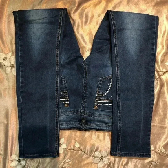 Crunch Embellished Blue Jeans Size 7 - Picture 4 of 8
